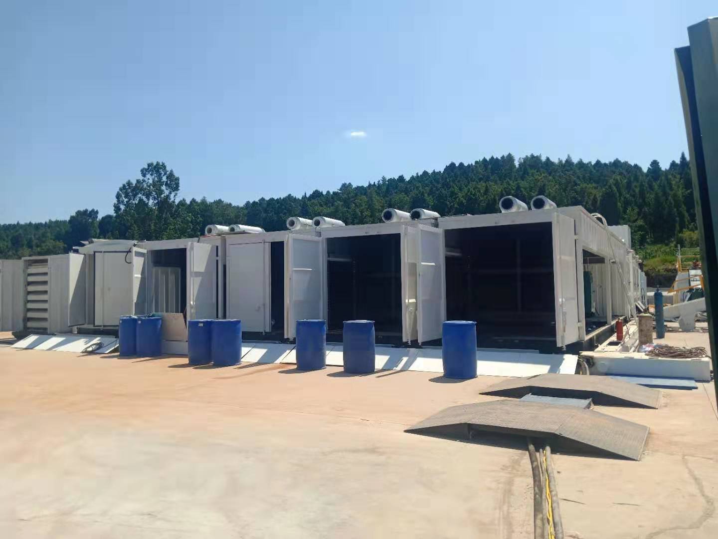 喜訊！中石化華東石油工程有限公司再次與我公司簽訂4臺(tái)1100KW集裝箱低噪音發(fā)電機(jī)組.